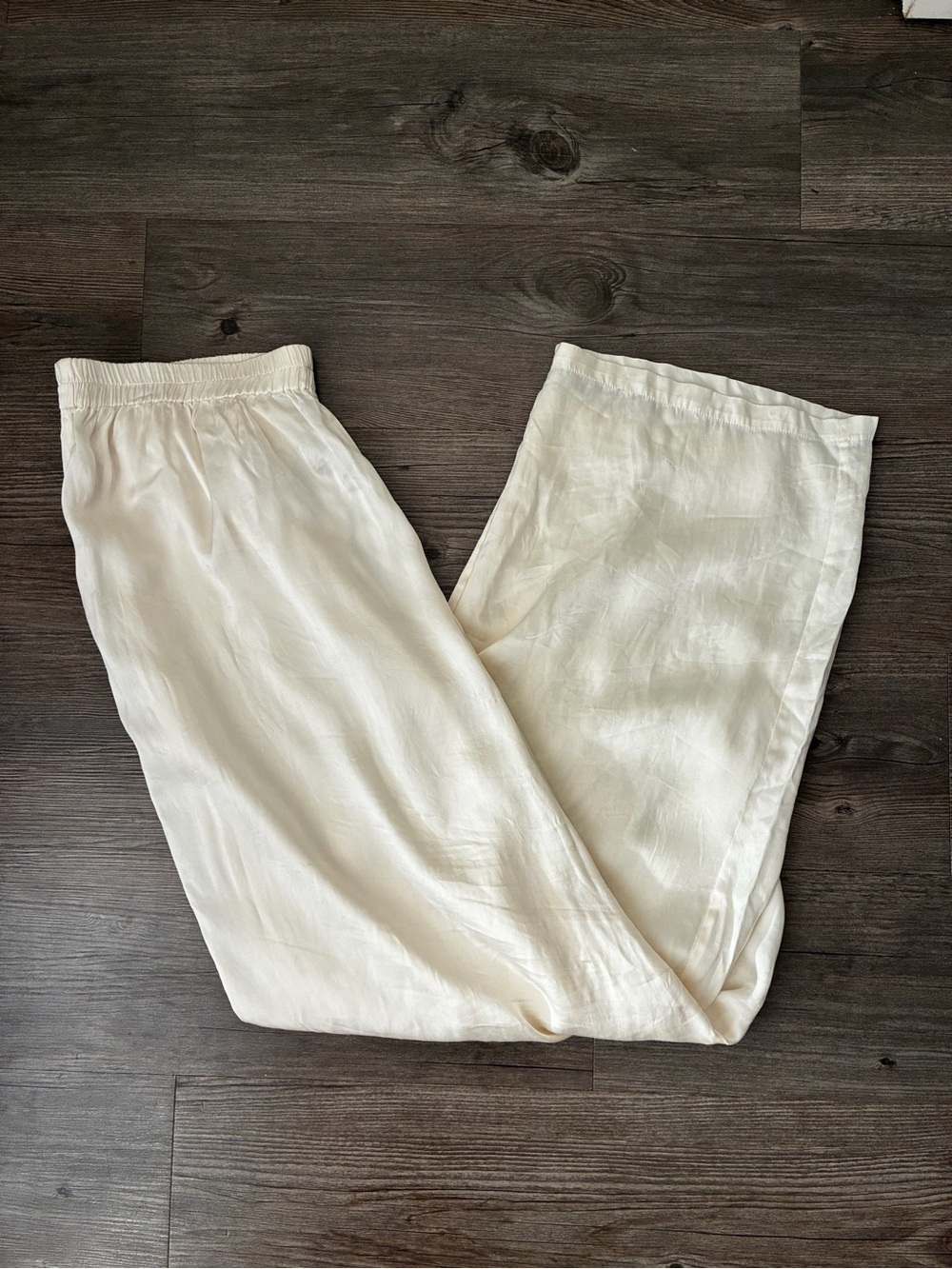Vintage Victoria’s Secret Ivory Silk Lounge Pants Elastic Waist Sz M gold label